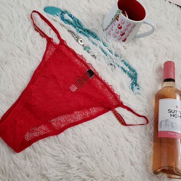 Victoria's Secret BRAZILIAN XLARGE Red Lace Mesh Gold Like Rings Very Sexy - Picture 1 of 6